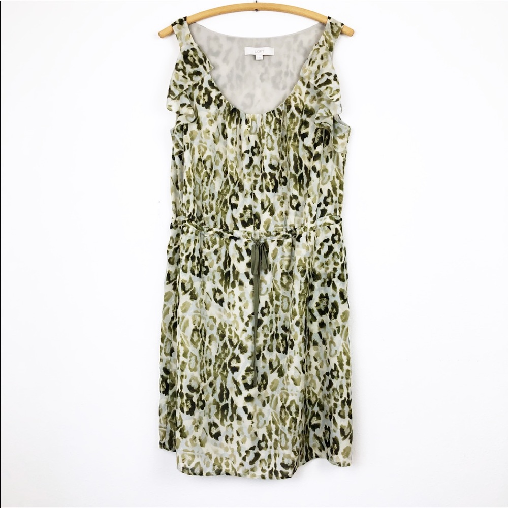 Ann Taylor loft Women’s size 12 green ruffle dress